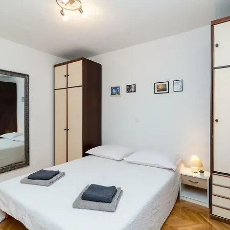 Ruza Διαμέρισμα Kaštela